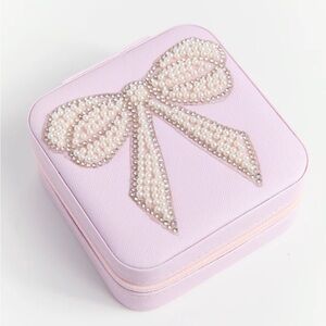 Jewelry Case w/Pearl and Rhinestone Bow Design